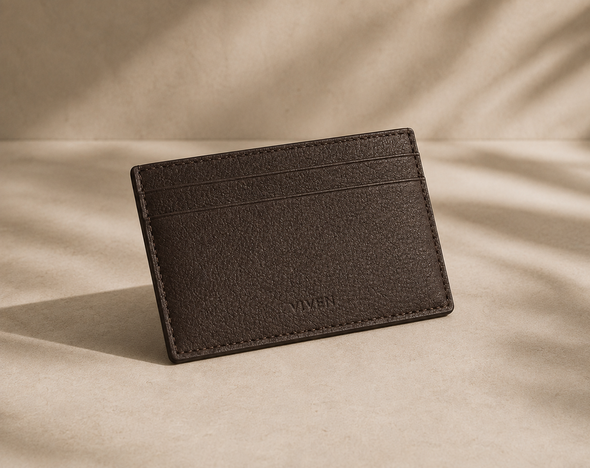 Maison Viven Card Holder in chocolate-brown full-grain leather